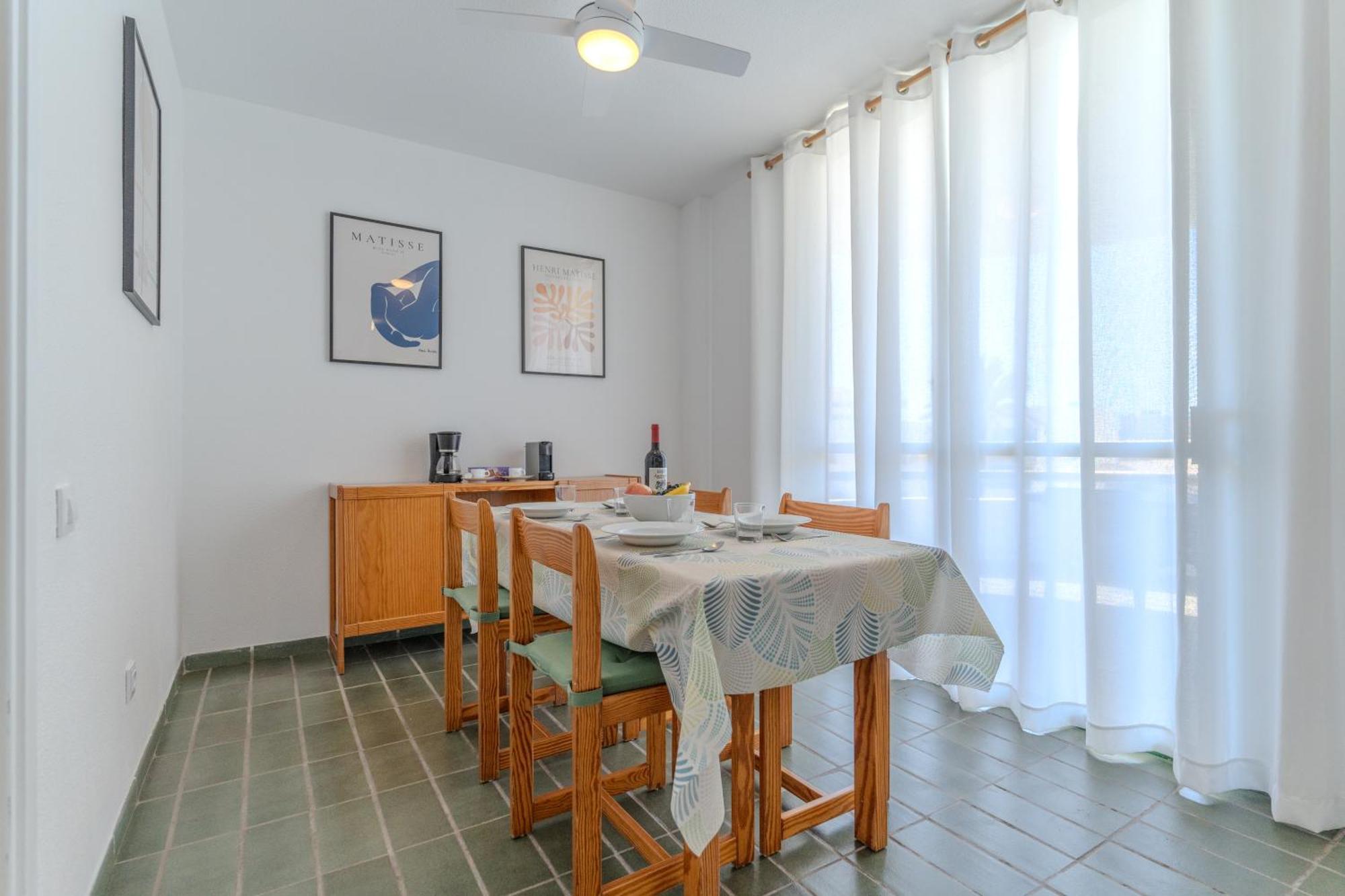 Go2Tenerife Apart Sira Family, Pool & Beach Playa de las Americas  Exterior photo