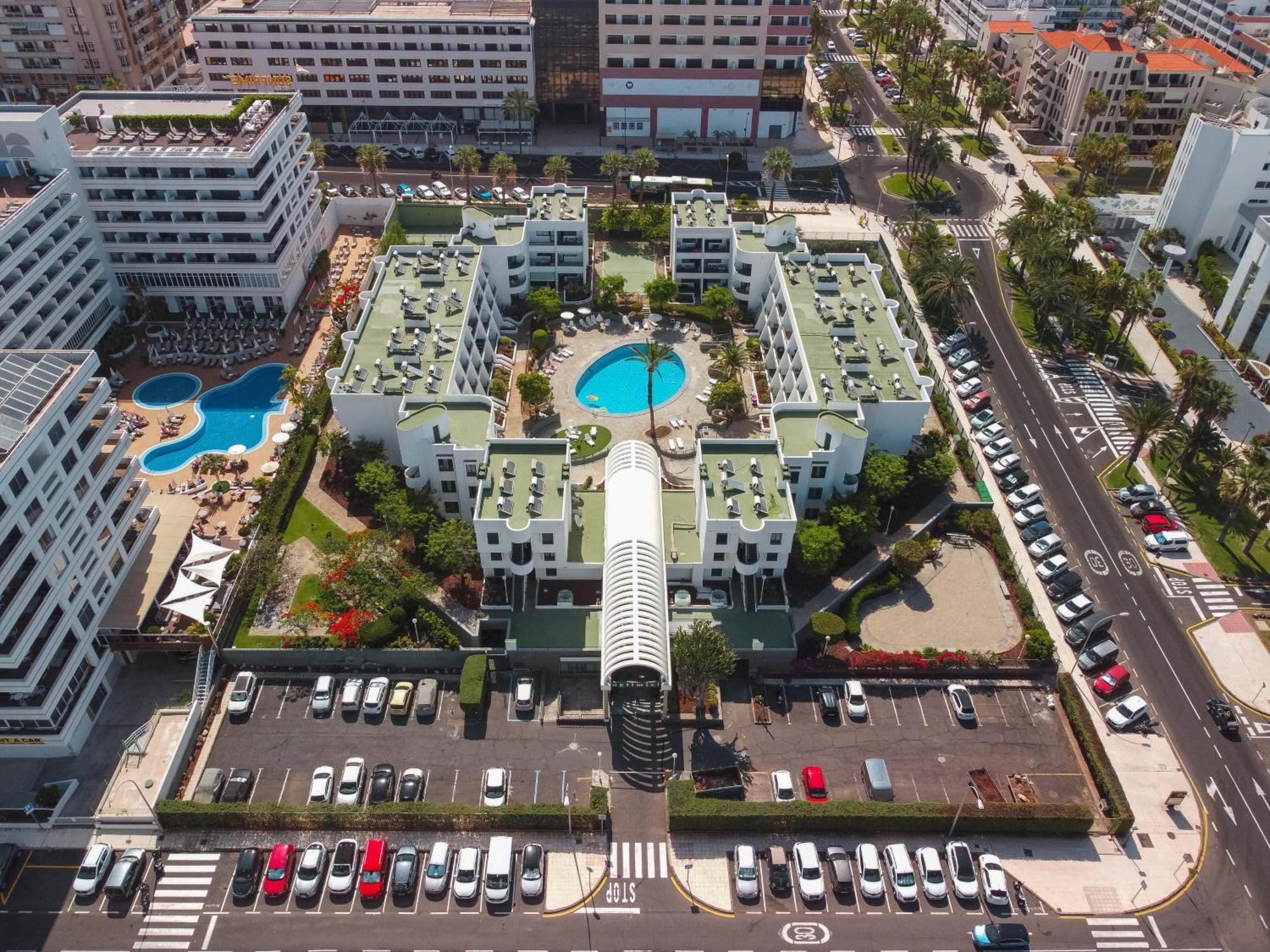 Go2Tenerife Apart Sira Family, Pool & Beach Playa de las Americas  Exterior photo